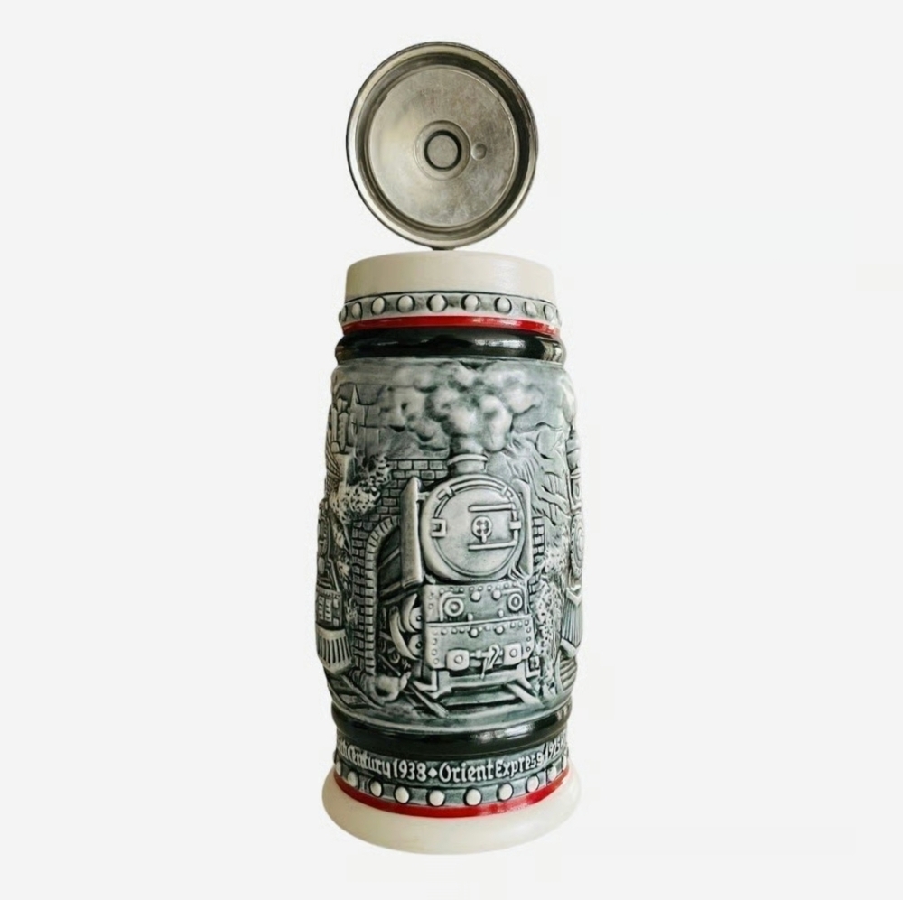 Vintage AVON Beer Mug Locomotive Train Beer Stein with Silver Lid Tankard Mug - Picture 4 of 6
